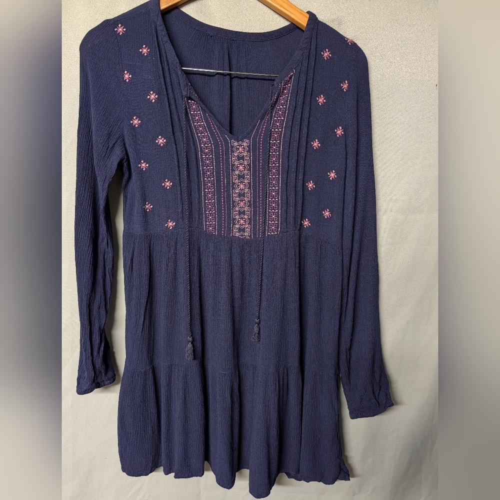 Women's Navy Embroidered Tunic Top / Mini Dress Size Medium